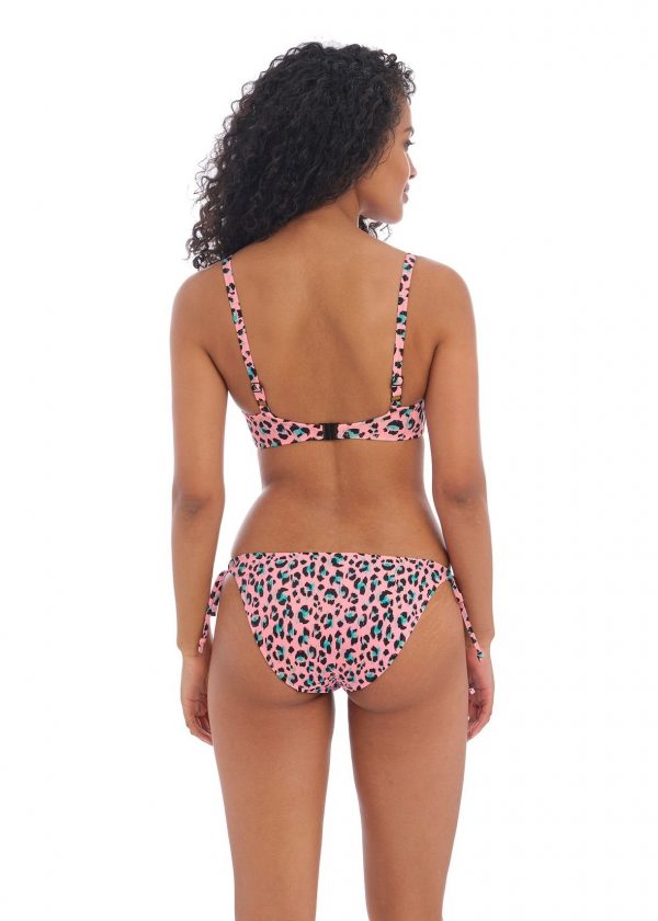 Bikini strik-slip Cala Fiesta