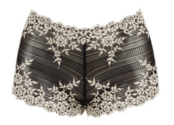 Short Embrace Lace Zwart