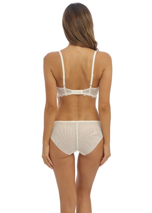 BH Lace Perfection Gardenia
