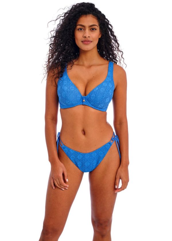 Bikini strik-slip Nomad Nights