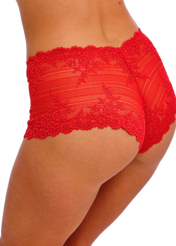 Short Embrace Lace Equestrian